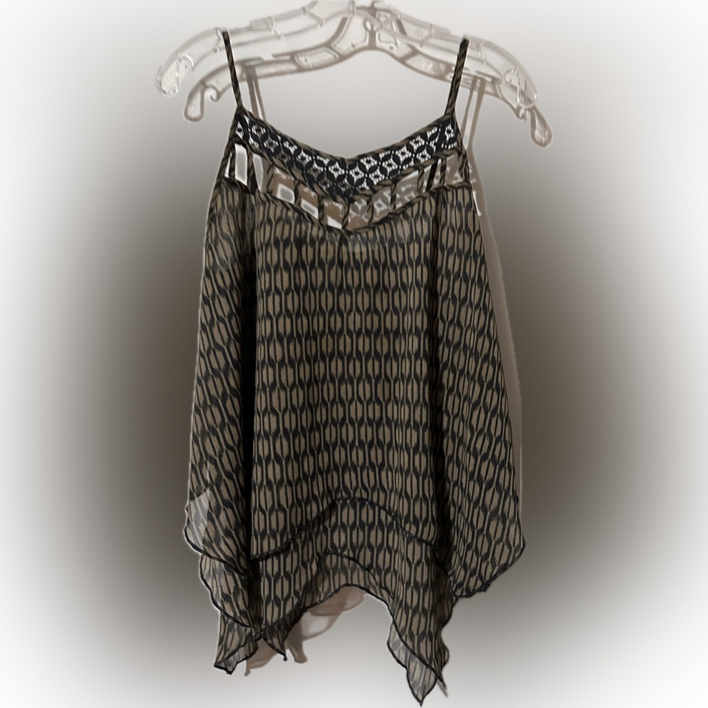 coco + Jaimeson Women’s Tank Top. Size XS